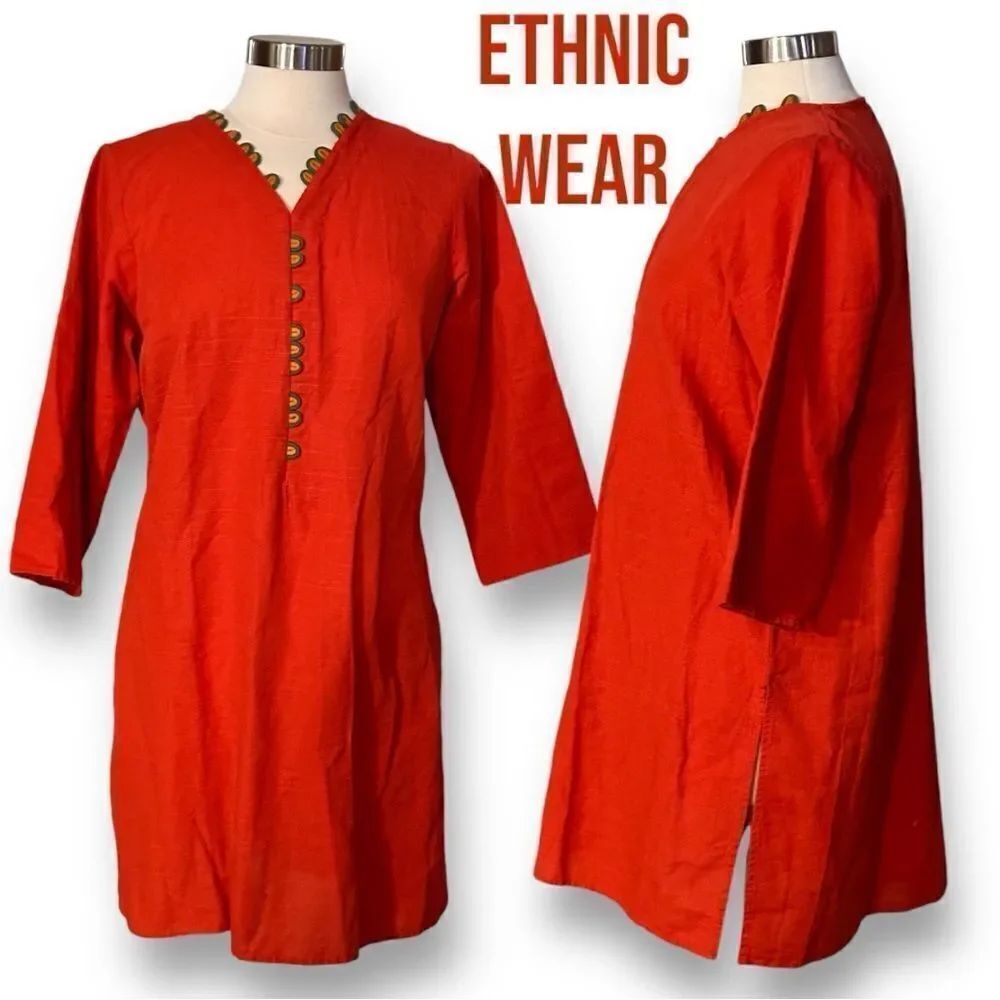 ETHNIC WEAR Women’s Tunic Top in the Size Medium in Brick Red Color